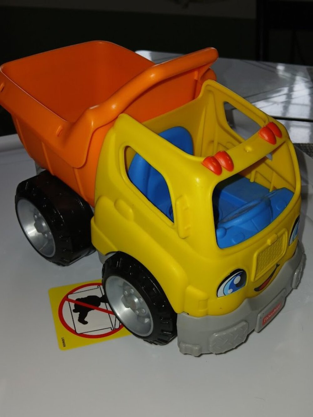 Little people Dumb truck